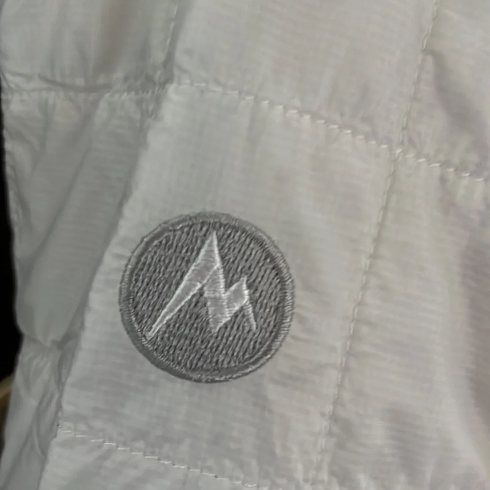 Marmot Calen Jacket in white - Size Small - NWT - Picture 5 of 8